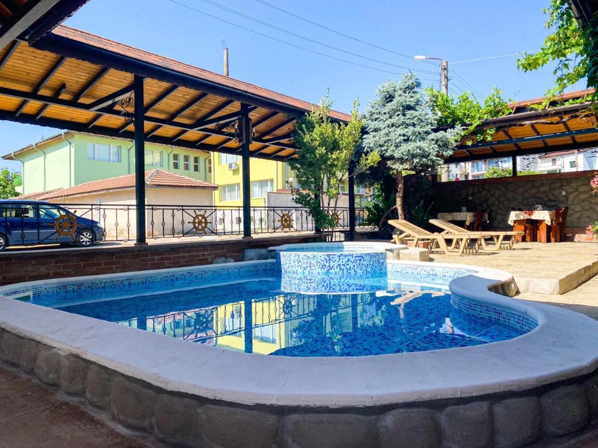 Hotel Хотел М1 Primorsko Exterior foto